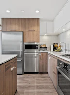 608 680 Seylynn Crescent