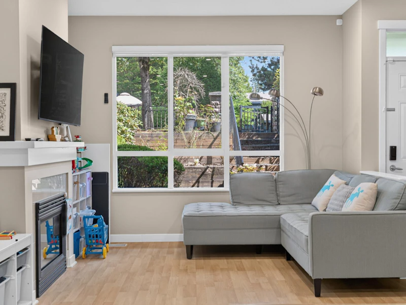 17 - 9088 Halston Court, Burnaby BC V3N 0A7