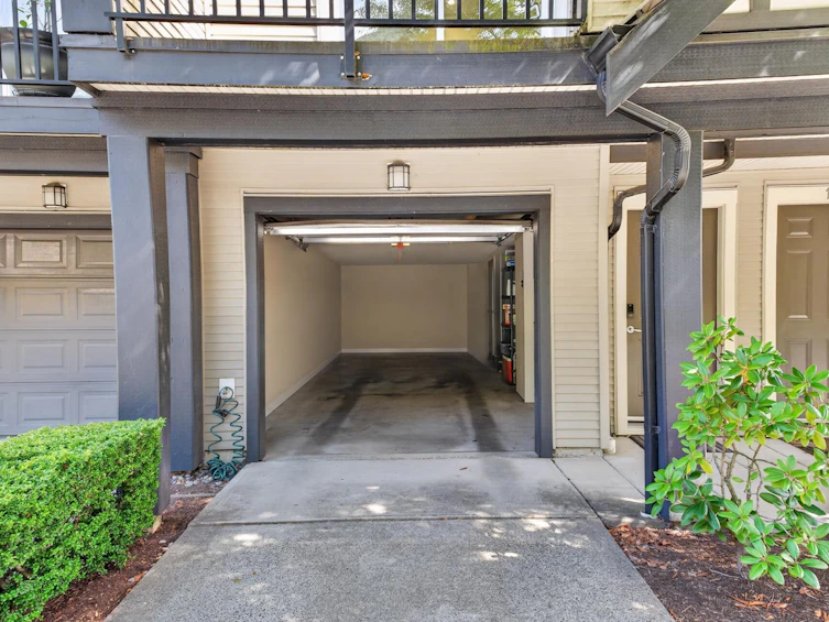 17-9088 Halston Court, Burnaby, BC, V3N 0A7 - 28