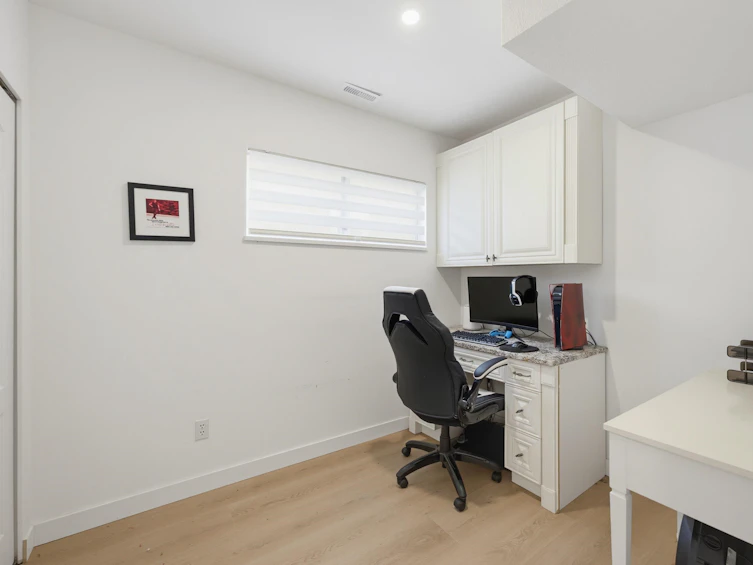 938 Stevens Street, Surrey, BC, V4B 4X4 - 36