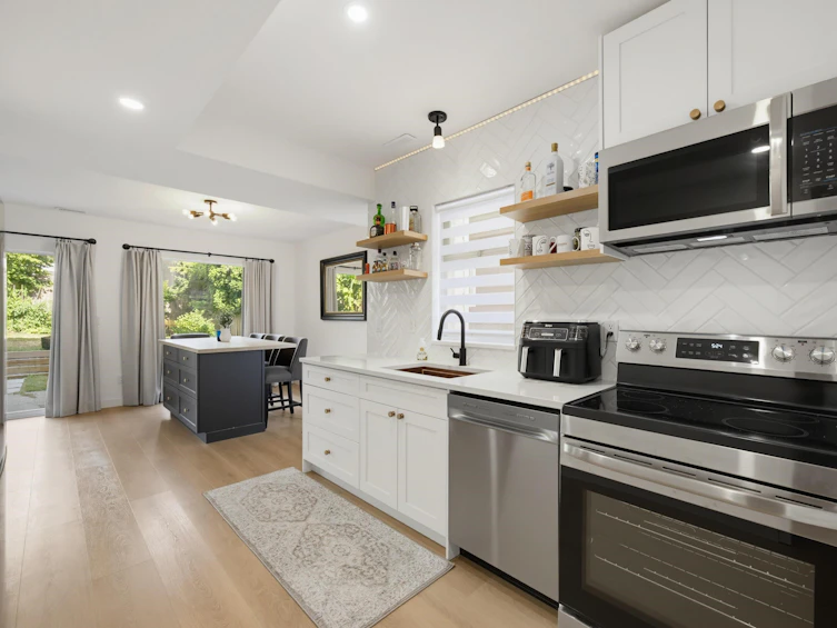 938 Stevens Street, Surrey, BC, V4B 4X4 - 32