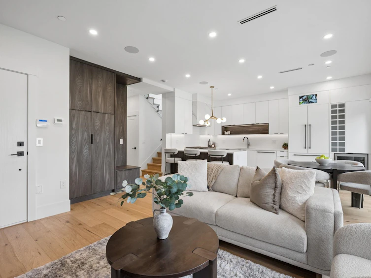 2-4549 W 11th Avenue, Vancouver, BC, V6R 2M5 - 6