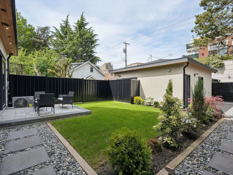 2-4549 W 11th Avenue, Vancouver, BC, V6R 2M5 - 30