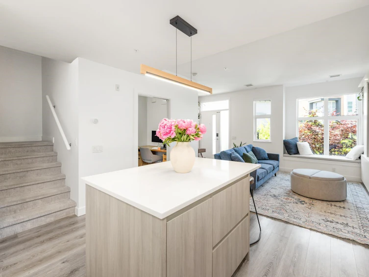 215-2060 Curling Road, North Vancouver, BC, V7P 0E1 - 17
