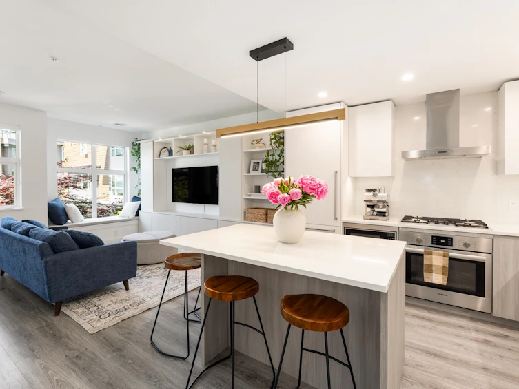 215-2060 Curling Road, North Vancouver, BC, V7P 0E1 - 13