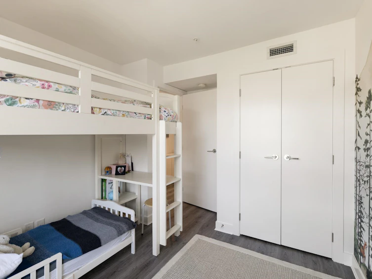 215-2060 Curling Road, North Vancouver, BC, V7P 0E1 - 27
