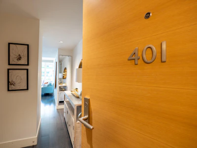 401-888 Arthur Erickson Place - 4