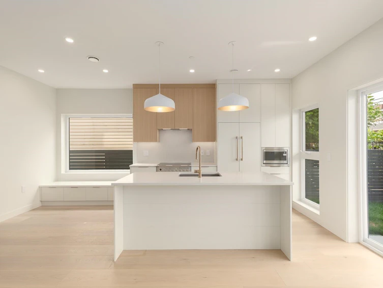 5407 Wales Street, Vancouver, BC, V5R 3M9 - 3