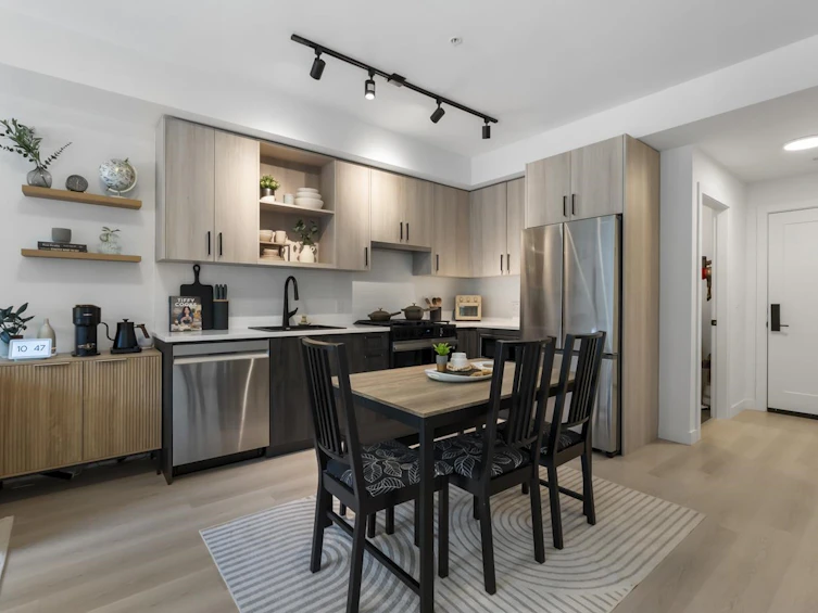 213-2002 St. George Street, Port Moody, BC, V3H 0N4 - 7