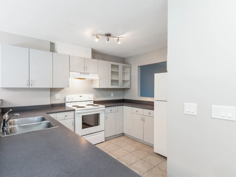 132 Shoreline Circle, Port Moody, BC, V3H 5B3 - 8