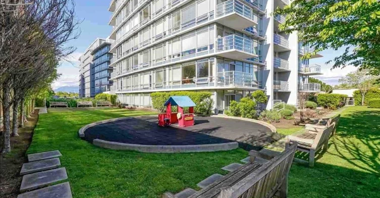 1607-8288 Lansdowne Road, Richmond, BC, V6X 0B3 - 20
