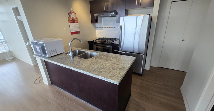 1607-8288 Lansdowne Road, Richmond, BC, V6X 0B3 - 9