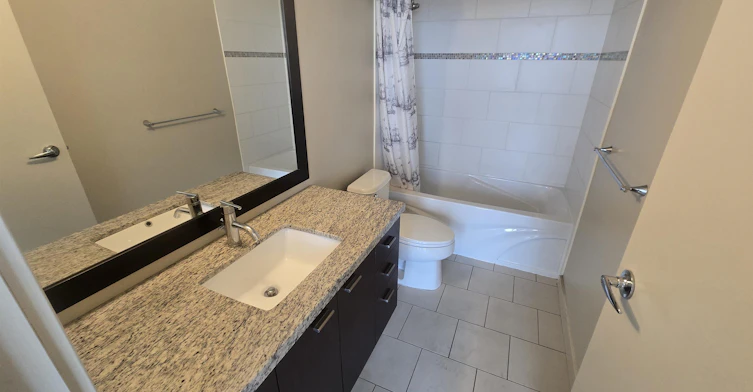 1607-8288 Lansdowne Road, Richmond, BC, V6X 0B3 - 16