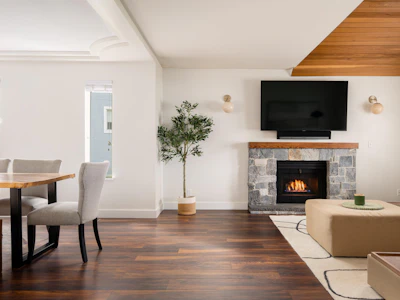 8572 164a Street - 3