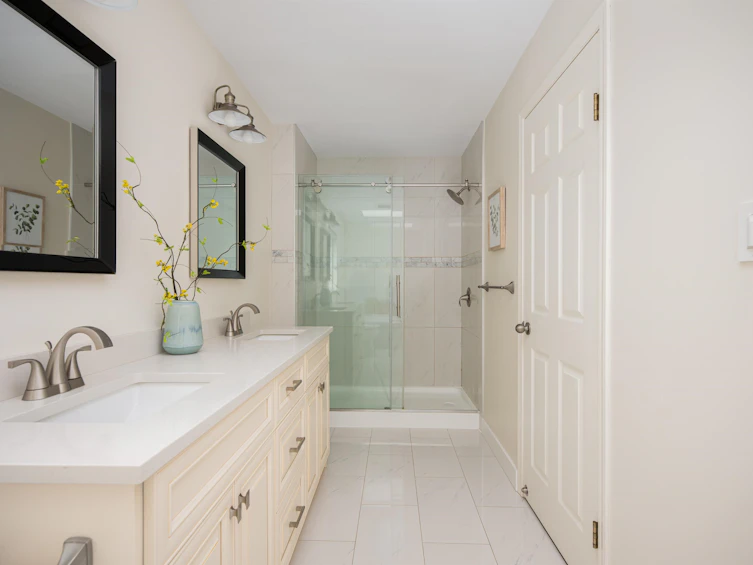 8572 164a Street, Surrey, BC, V4N 3G8 - 22