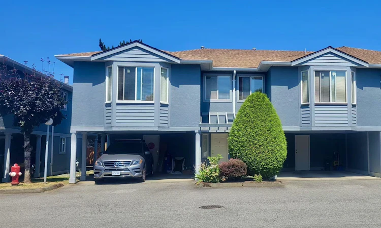 4-3600 Cunningham Drive