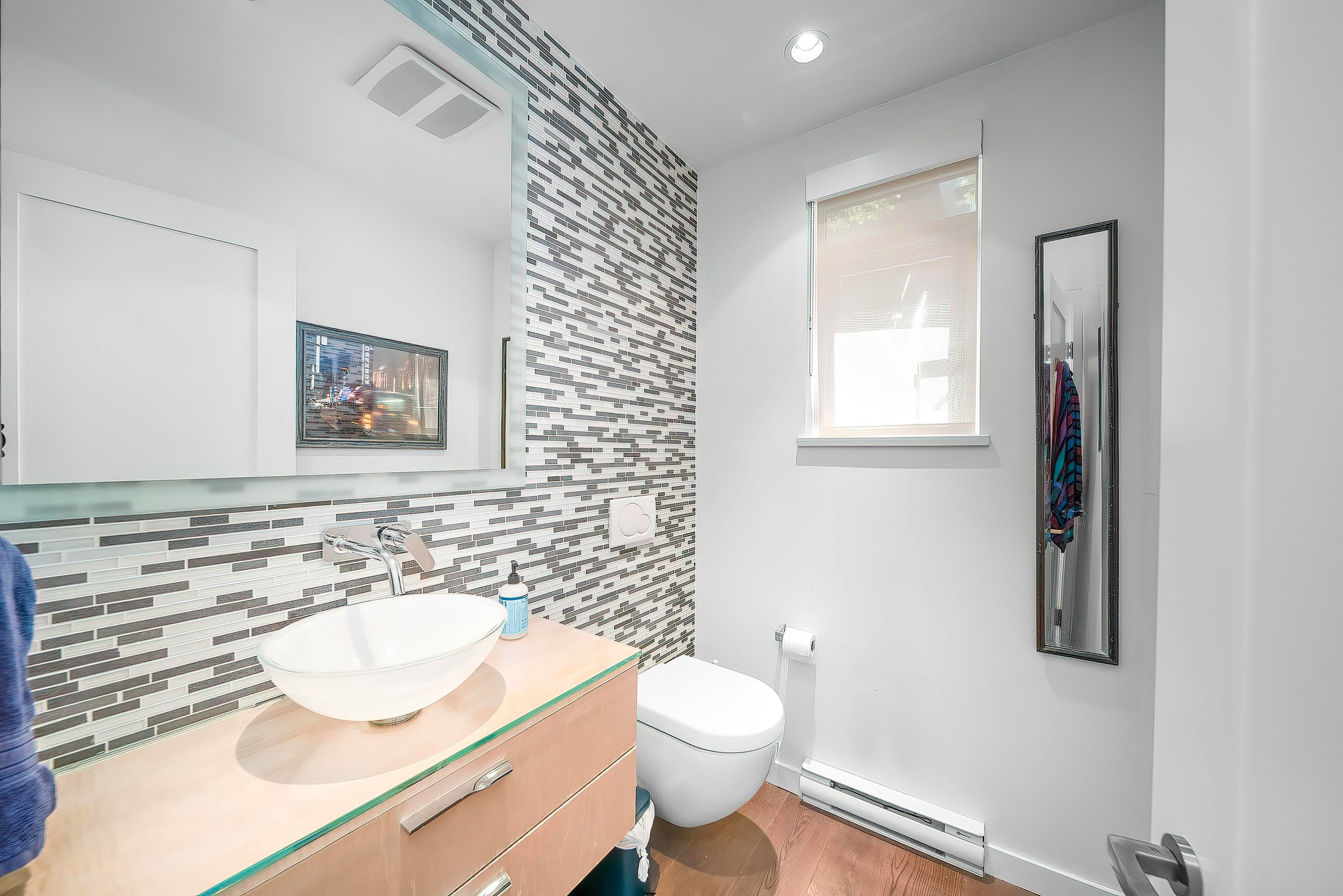 1088 W 7th Avenue, Vancouver, BC, V6H 0B5 - 28