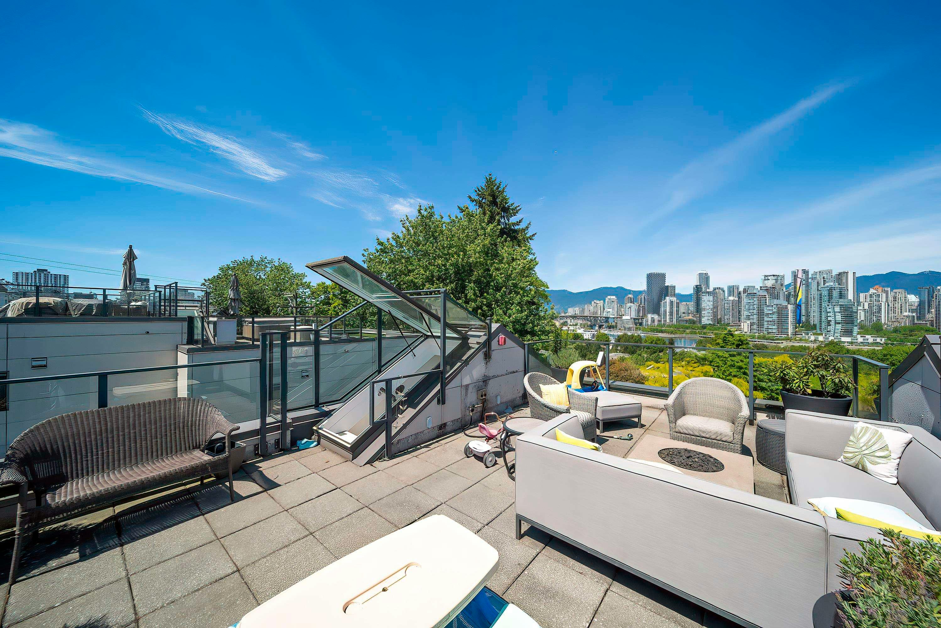 1088 W 7th Avenue, Vancouver, BC, V6H 0B5 - 32
