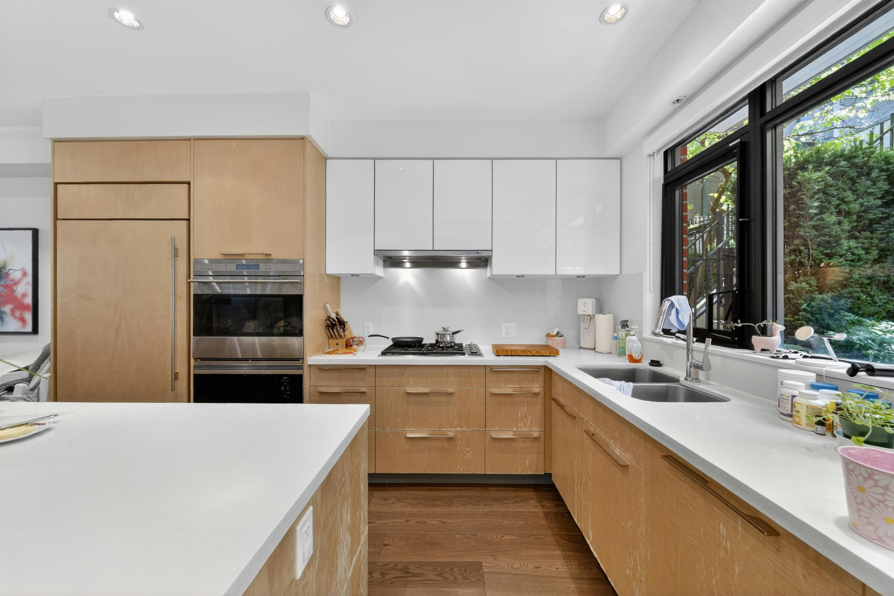 1088 W 7th Avenue, Vancouver, BC, V6H 0B5 - 18