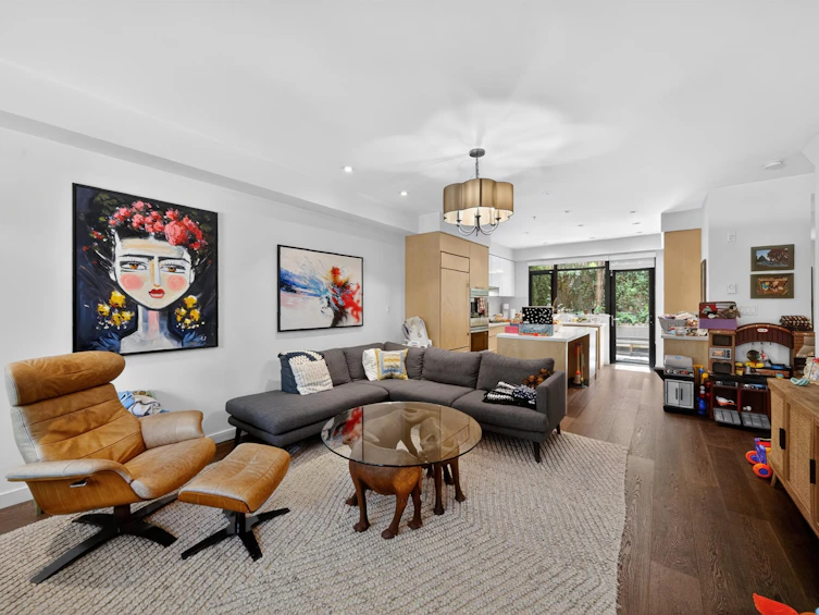 1088 W 7th Avenue, Vancouver, BC, V6H 0B5 - 12