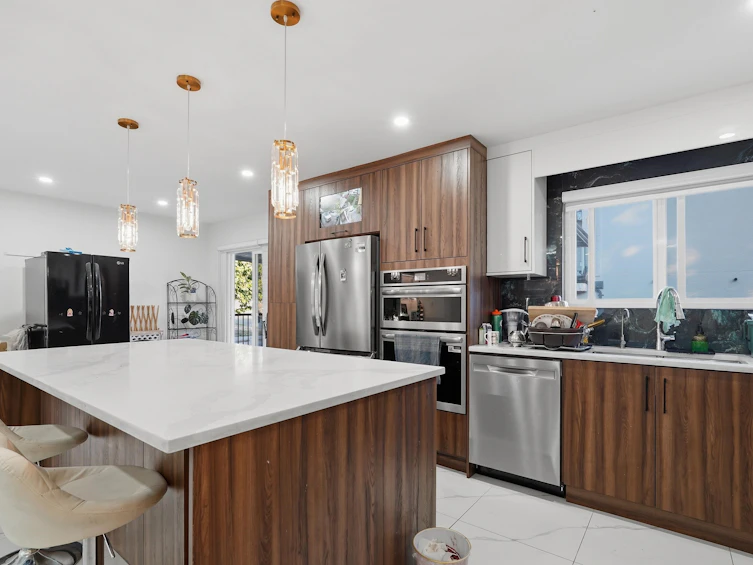 17886 59a Avenue, Surrey, BC, V3S 1R1 - 2