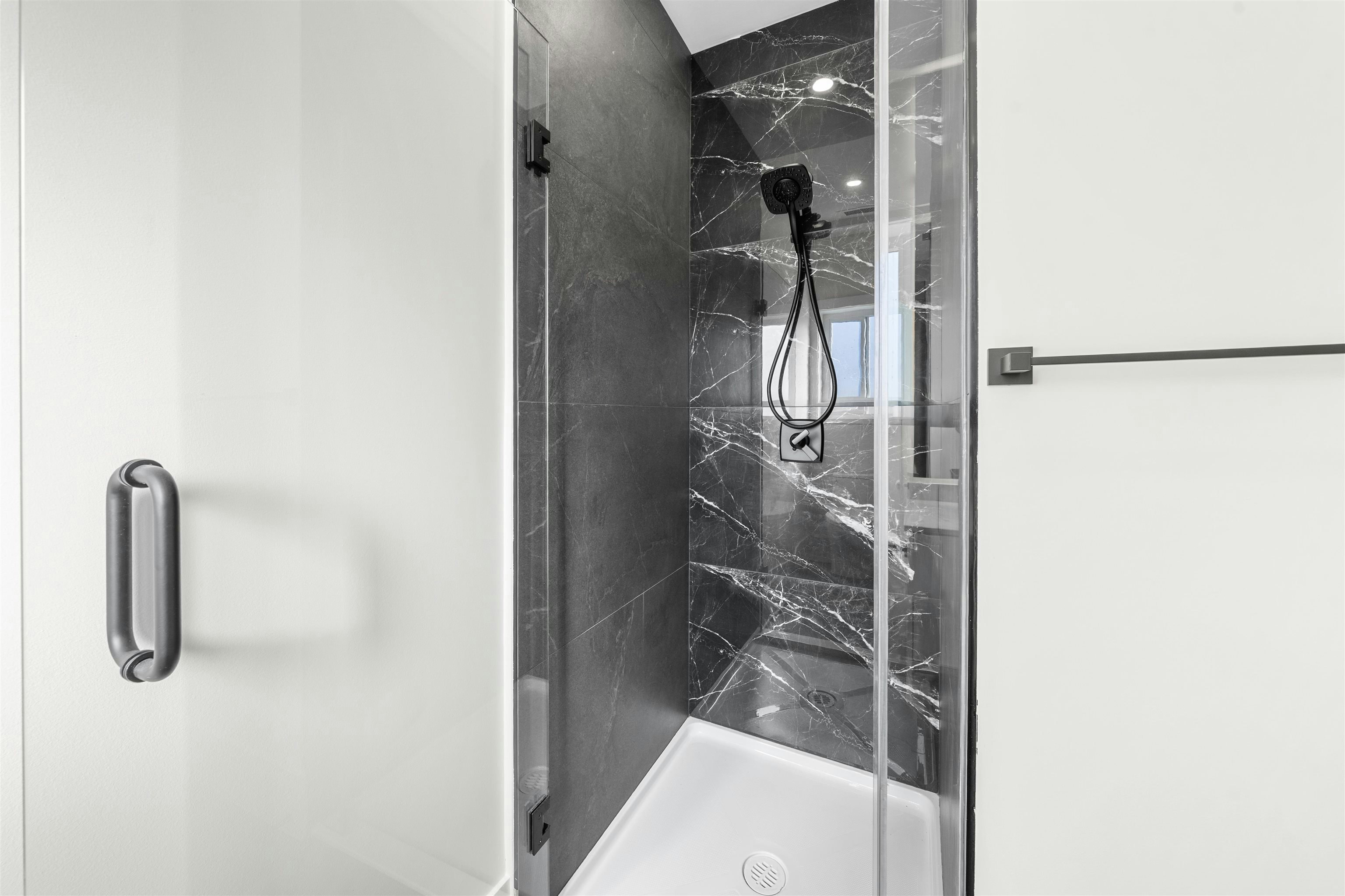 4318 Nanaimo Street, Vancouver, BC, V5N 5J1 - 21