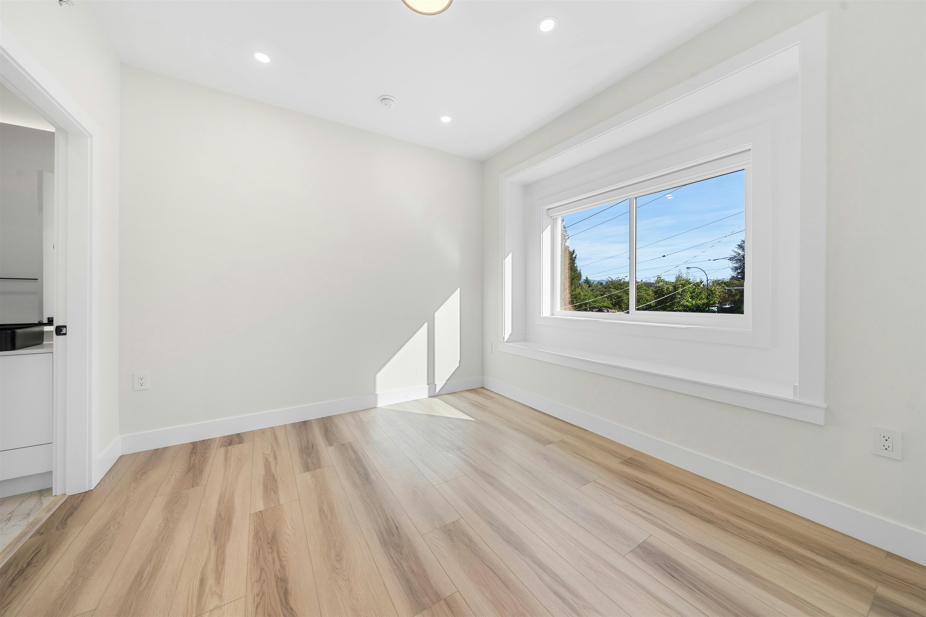 4318 Nanaimo Street, Vancouver, BC, V5N 5J1 - 31