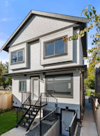 4318 Nanaimo Street