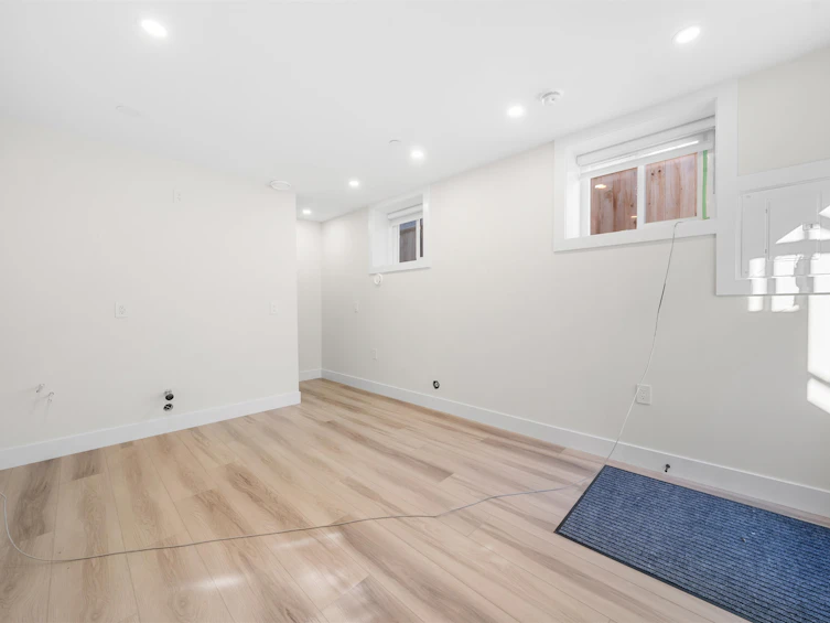 4318 Nanaimo Street, Vancouver, BC, V5N 5J1 - 20