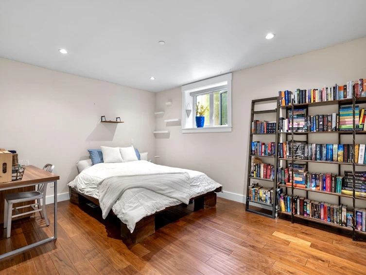 388 Hidhurst Place, West Vancouver, BC, V7S 1K1 - 36
