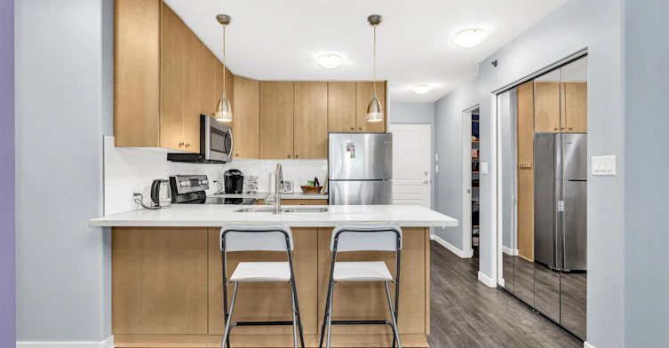 1104-819 Hamilton Street, Vancouver, BC, V6B 6M2 - 10