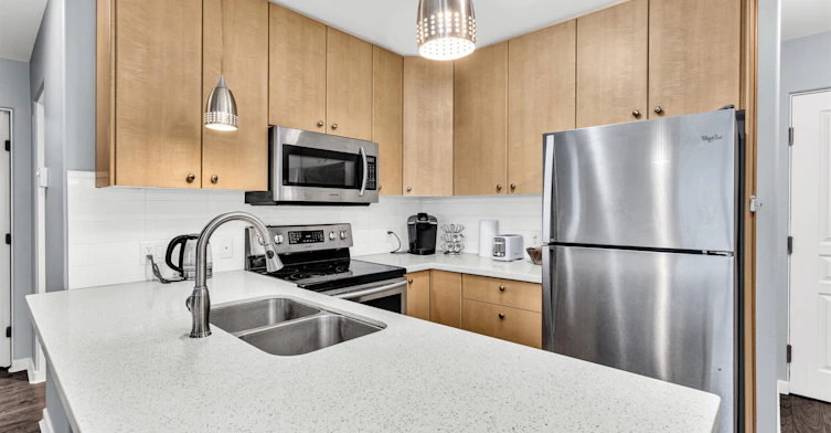 1104-819 Hamilton Street, Vancouver, BC, V6B 6M2 - 11