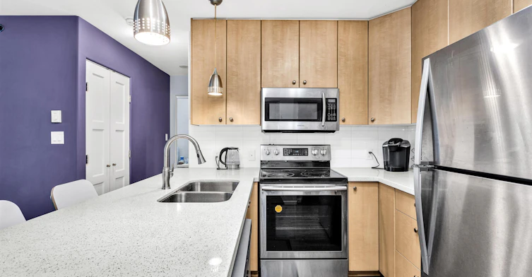 1104-819 Hamilton Street, Vancouver, BC, V6B 6M2 - 12