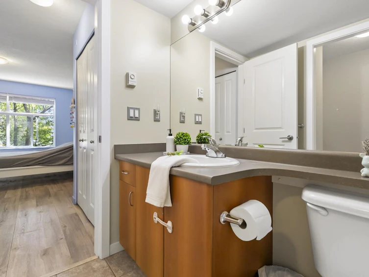212-14885 105 Avenue, Surrey, BC, V3R 2V6 - 25