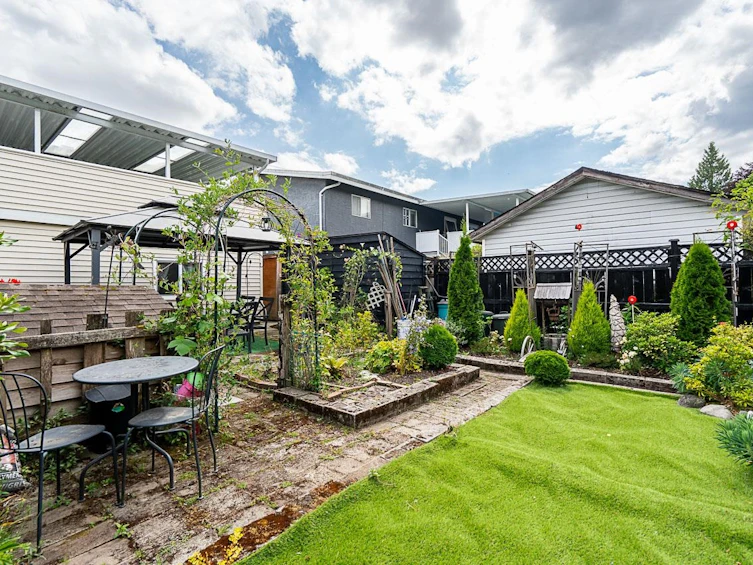 1121 Prairie Avenue, Port Coquitlam, BC, V3B 1S7 - 35
