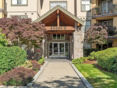 109B-45595 Tamihi Way - 2