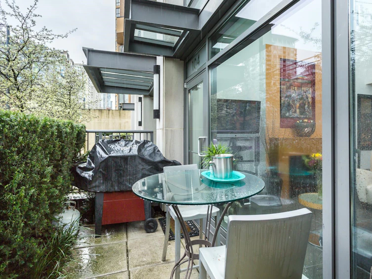 104-1168 Richards Street, Vancouver, BC, V6B 3E6 - 5