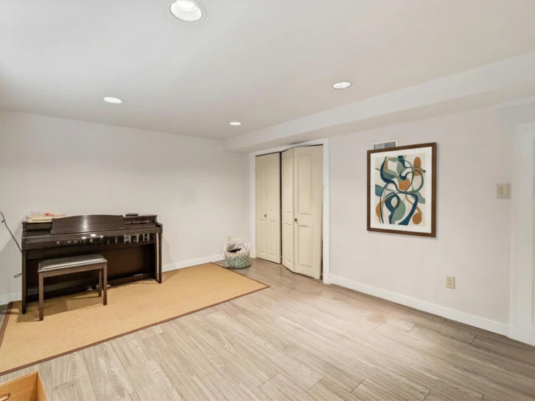 3977 Forest Street, Burnaby, BC, V5G 1W7 - 13
