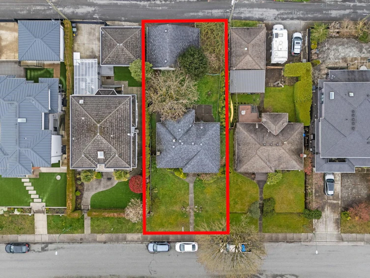 3977 Forest Street, Burnaby, BC, V5G 1W7 - 10