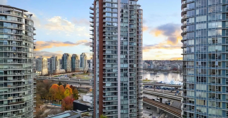 1607-688 Abbott Street, Vancouver, BC, V6B 0B9