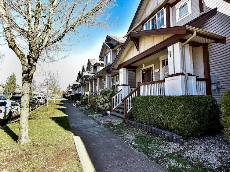 6914 190 Street, Surrey, BC, V4N 5P1 - 2
