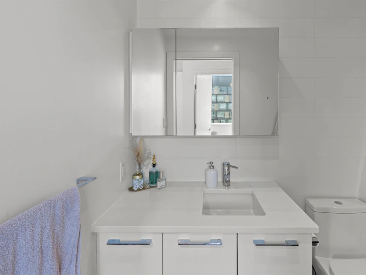 1001-108 E 1st Avenue, Vancouver, BC, V5T 0E4 - 10
