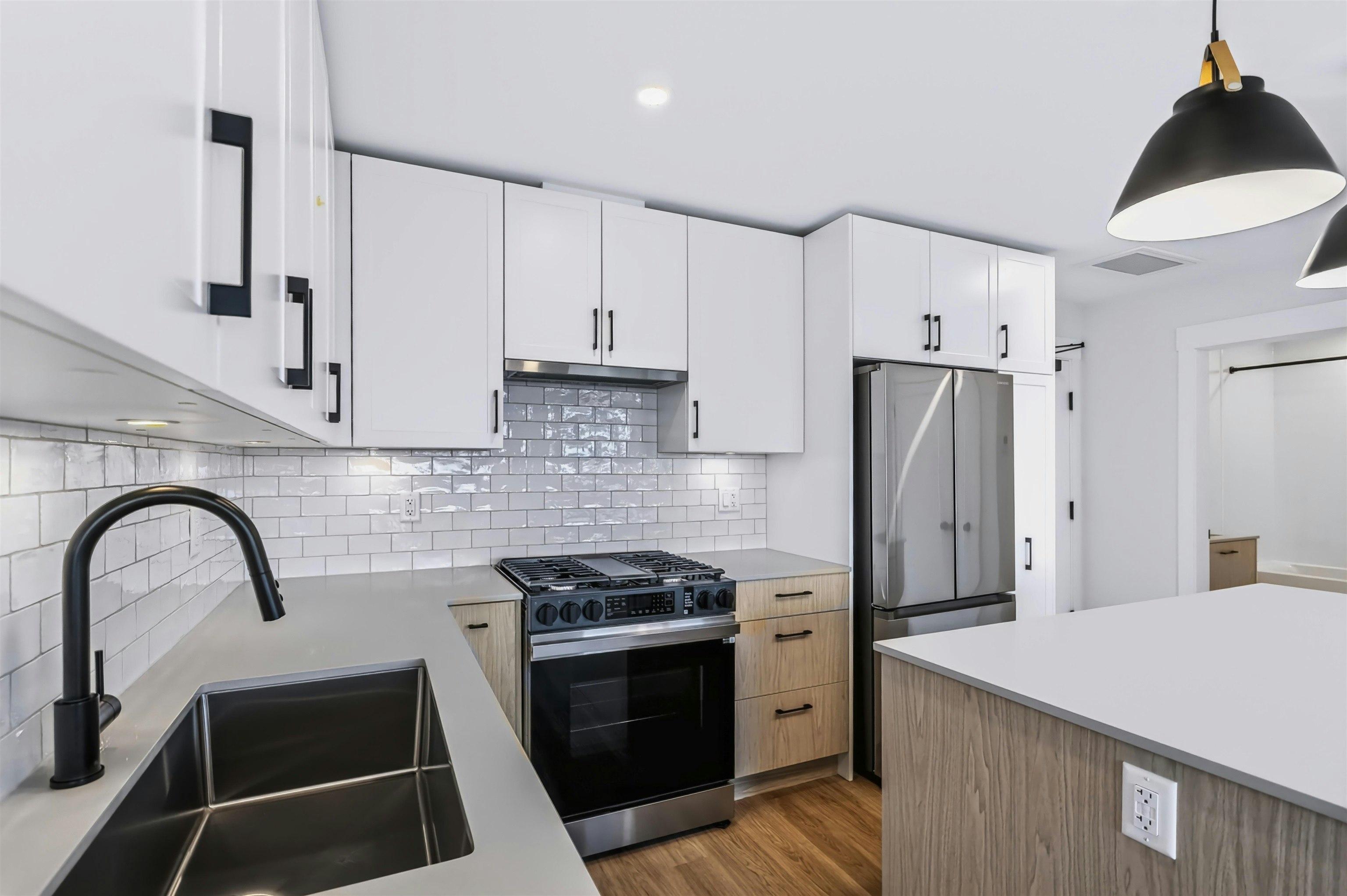 607-27215 Aldergrove Town Centre Drive, Langley, BC, V4W 3N7 - 5