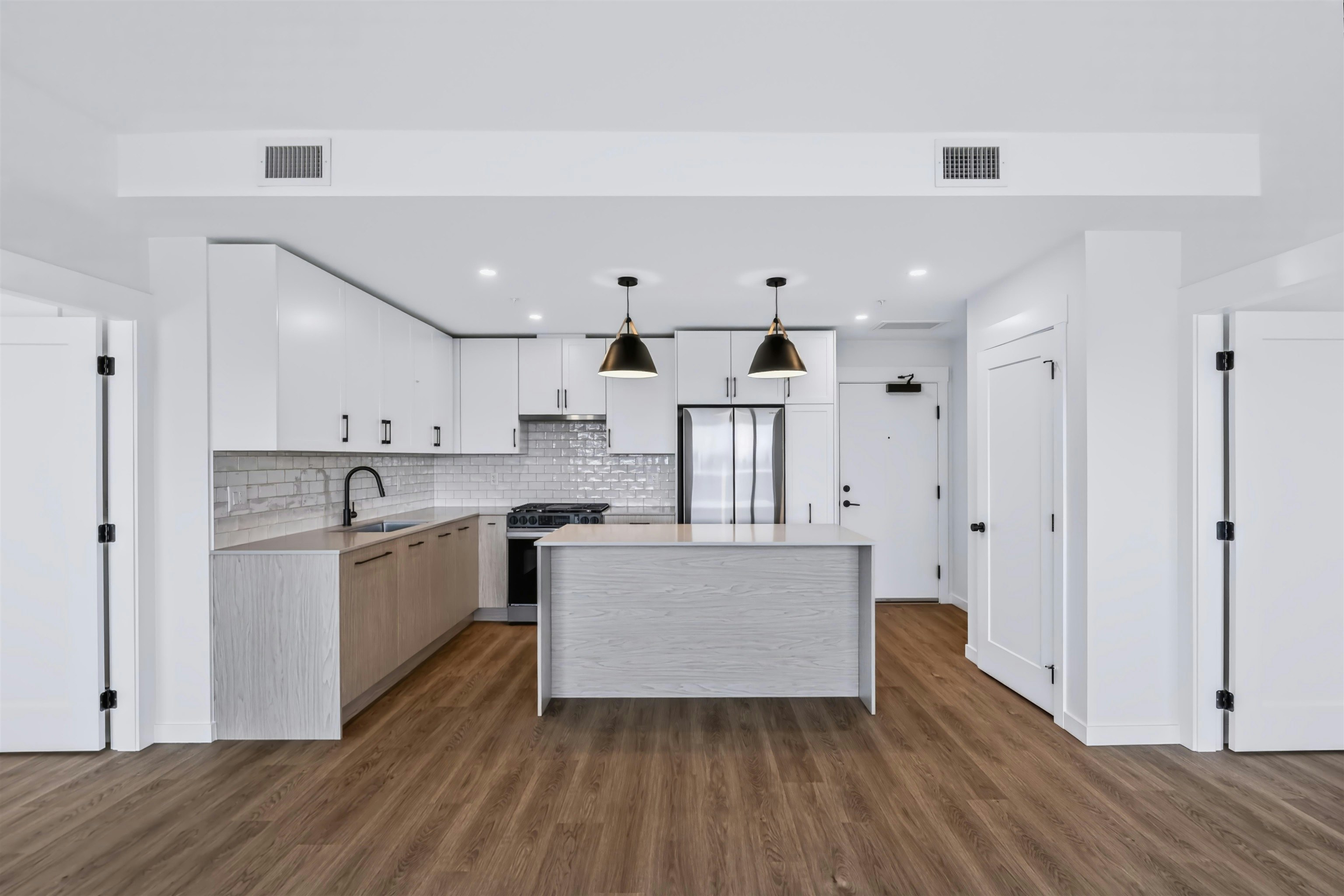 607-27215 Aldergrove Town Centre Drive, Langley, BC, V4W 3N7 - 9