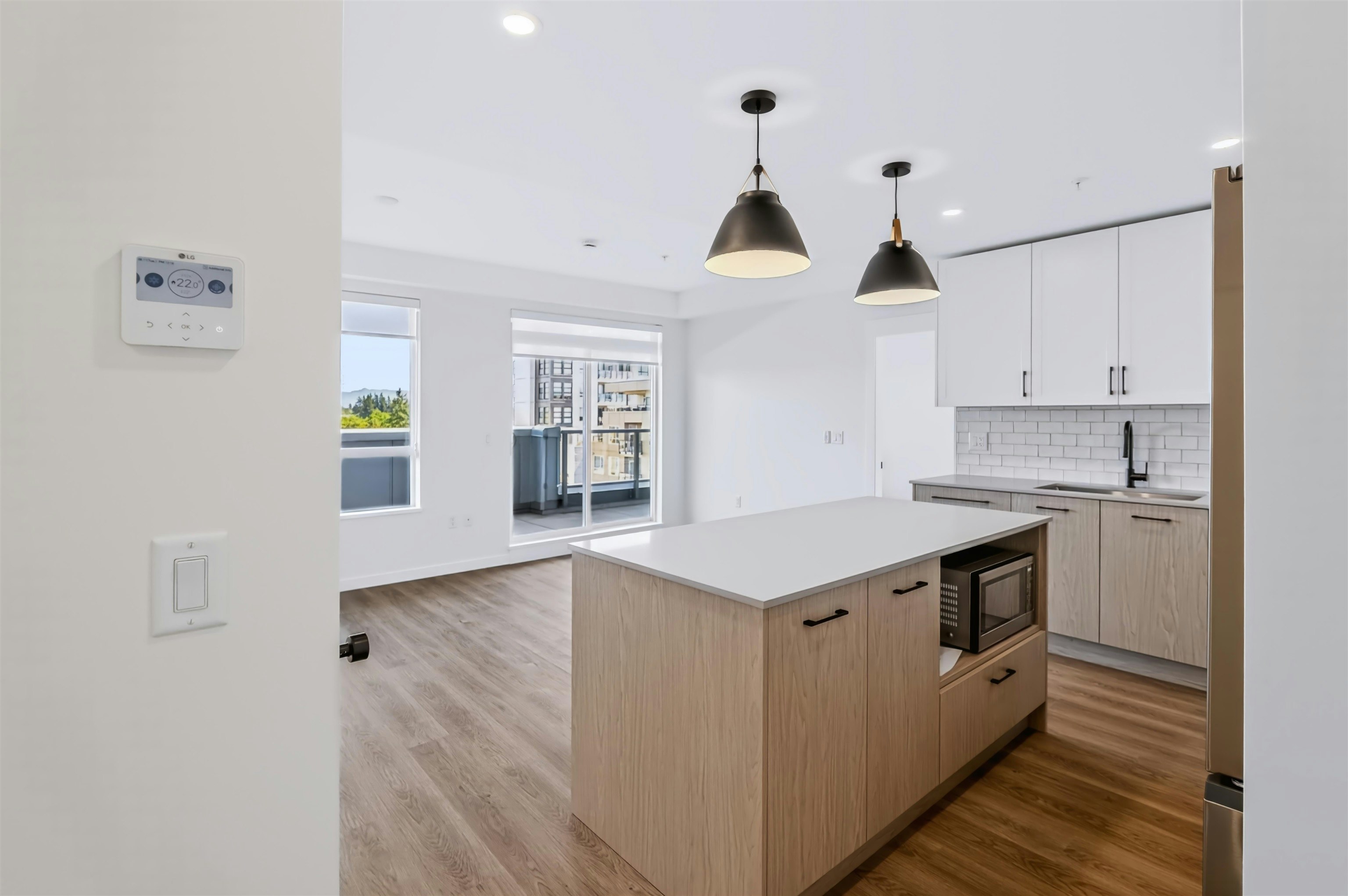 607-27215 Aldergrove Town Centre Drive, Langley, BC, V4W 3N7 - 4