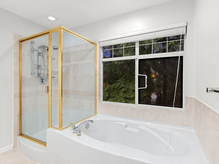 1188 Strathaven Drive, North Vancouver, BC, V7H 2Z6 - 18