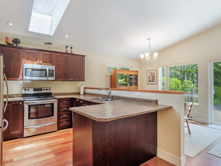 17-12710 Lagoon Road, Pender Harbour Egmont, BC, V0N 2H1 - 9