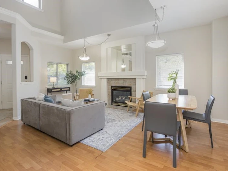 7-3387 King George Boulevard, Surrey, BC, V4P 1B7 - 7
