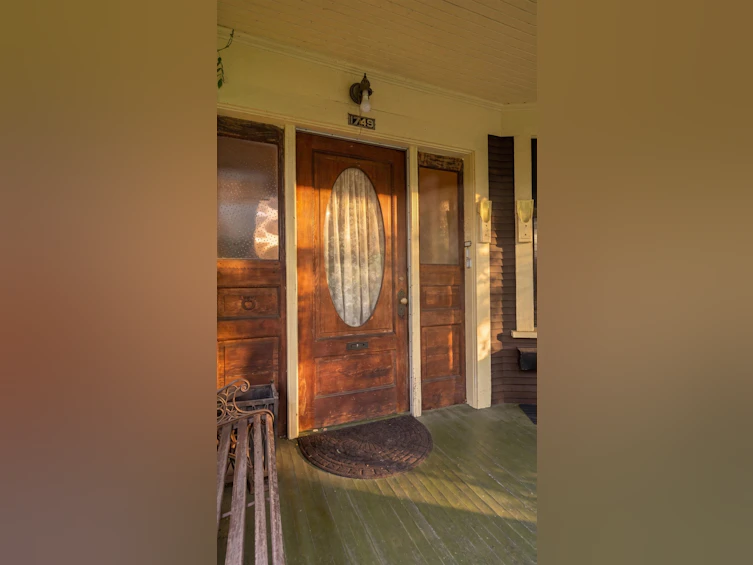 1749 William Street, Vancouver, BC, V5L 2R5 - 2