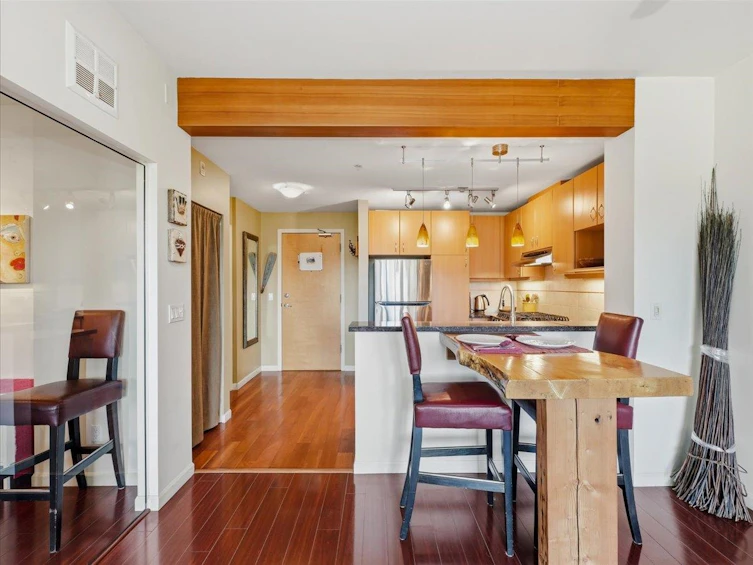 417-580 Raven Woods Drive, North Vancouver, BC, V7G 2T2 - 4